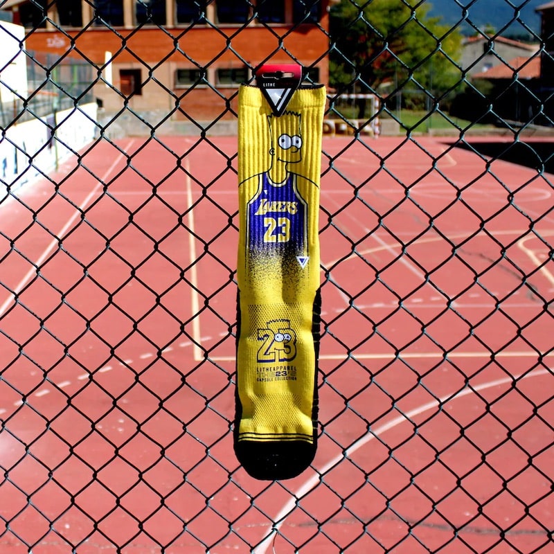 RX0030-lithe-bart-james-lakers-nba-23-basket-socks-yellow-simpson